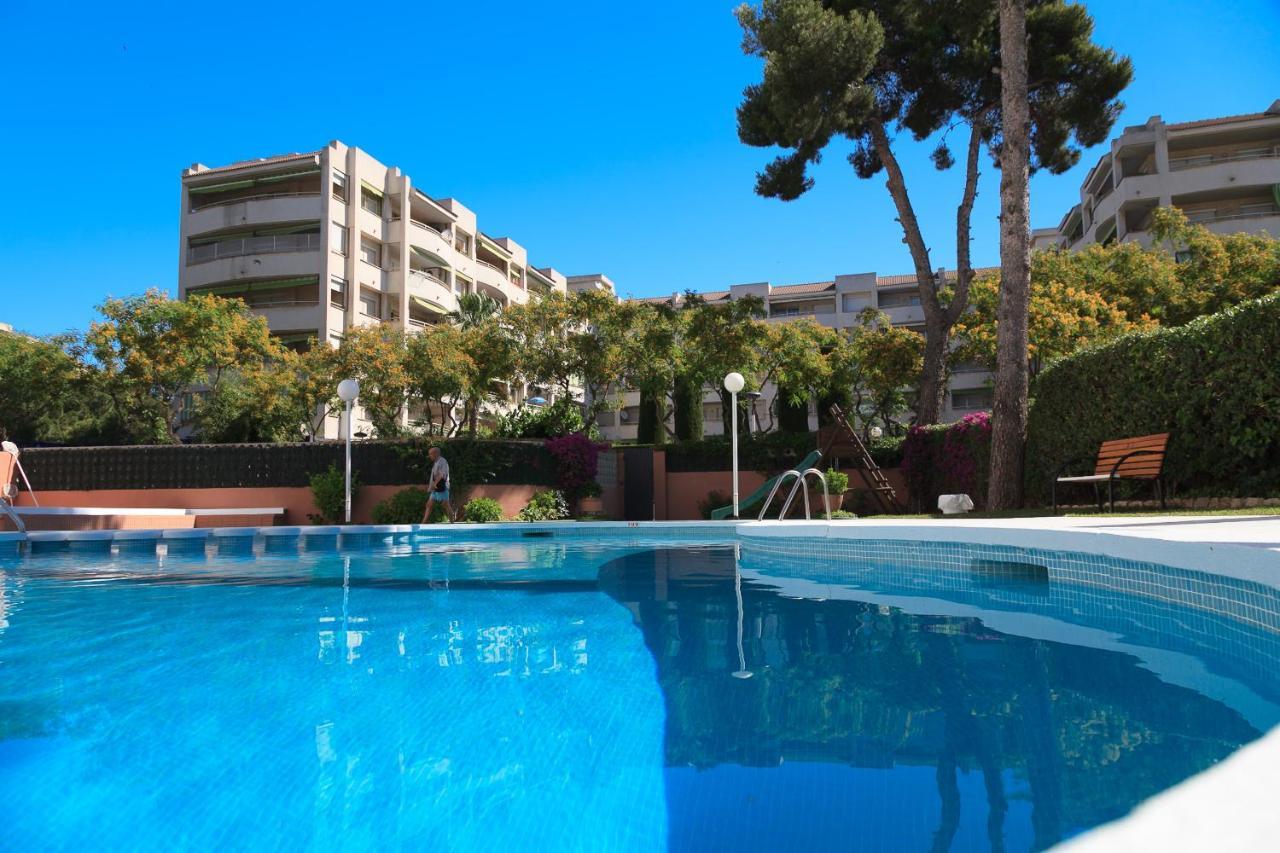 Uhc Buigas Luz Apartments Салоу Экстерьер фото